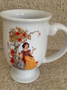 White Disney Mug with Classic Snow White Illustration